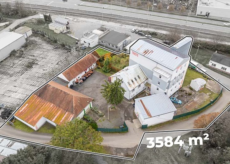 Prodej obchodního prostoru 1 976 m²