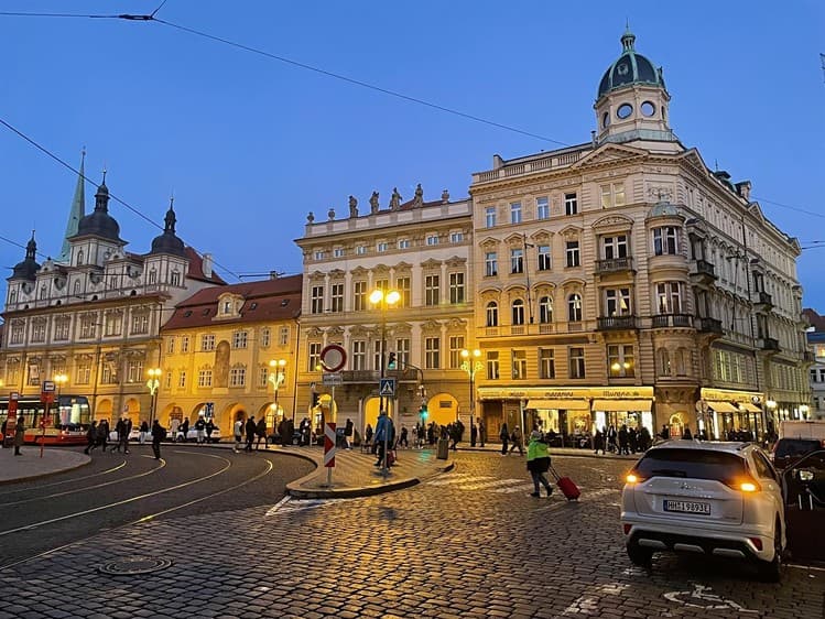 Prodej činžovního domu 818 m²