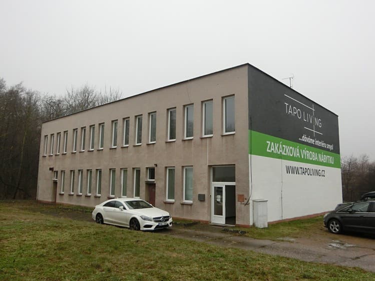 Prodej výrobní haly, prostoru 800 m²