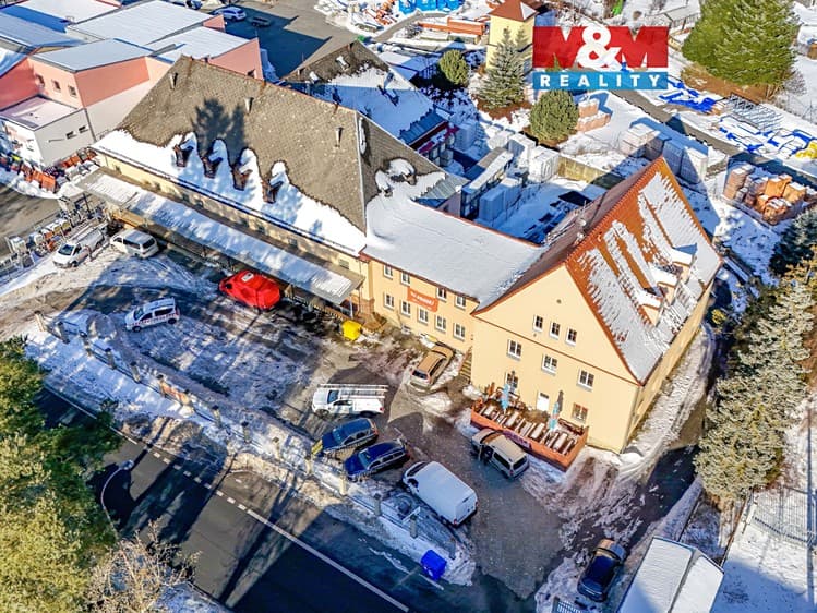 Prodej výrobní haly, prostoru 1 870 m²