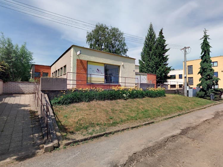 Prodej obchodního prostoru 233 m²