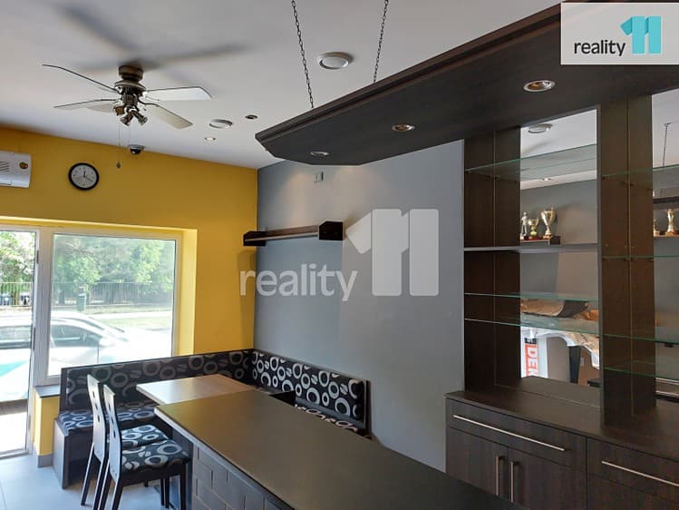 Prodej komerční nemovitosti 34 m²