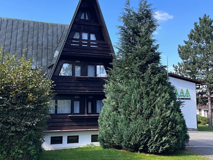 Prodej komerční nemovitosti 3 129 m²
