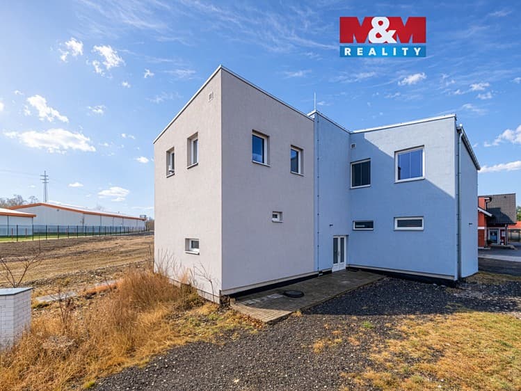 Prodej obchodního prostoru 326 m²