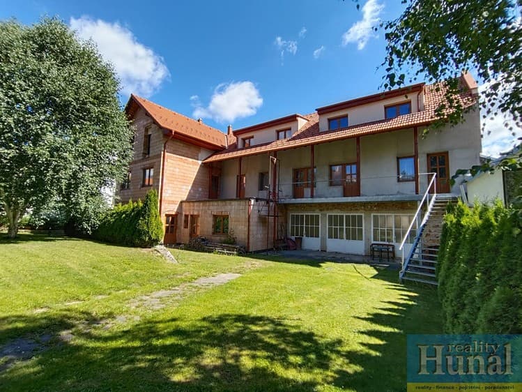 Prodej činžovního domu 416 m²