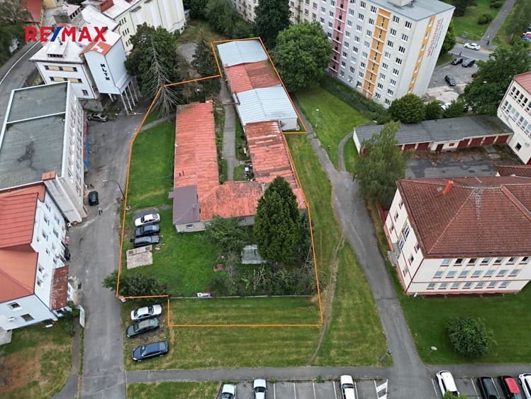 Pronájem kanceláře 542 m²