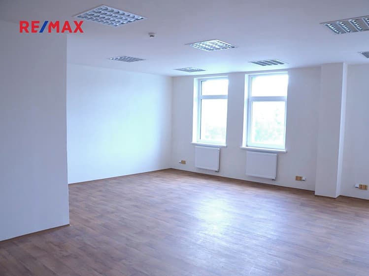 Pronájem kanceláře 50 m²