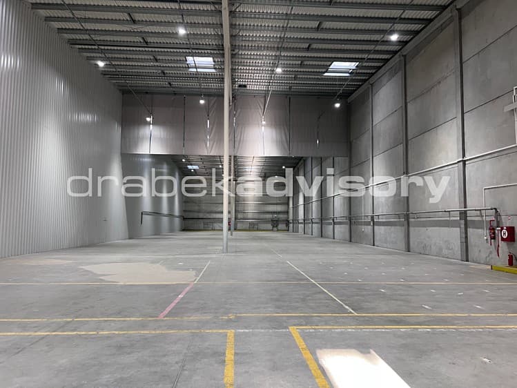 Pronájem skladového prostoru 1 769 m²