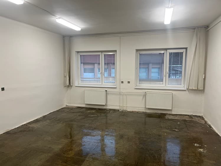 Pronájem kanceláře 110 m²