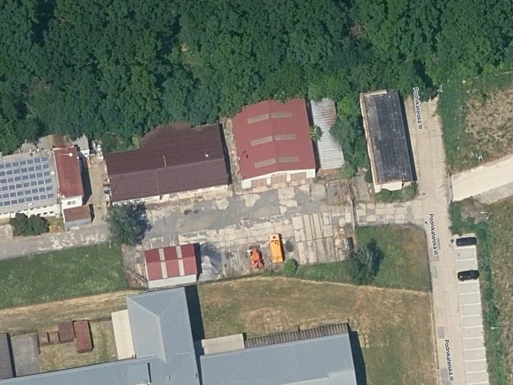 Pronájem skladového prostoru 2 977 m²