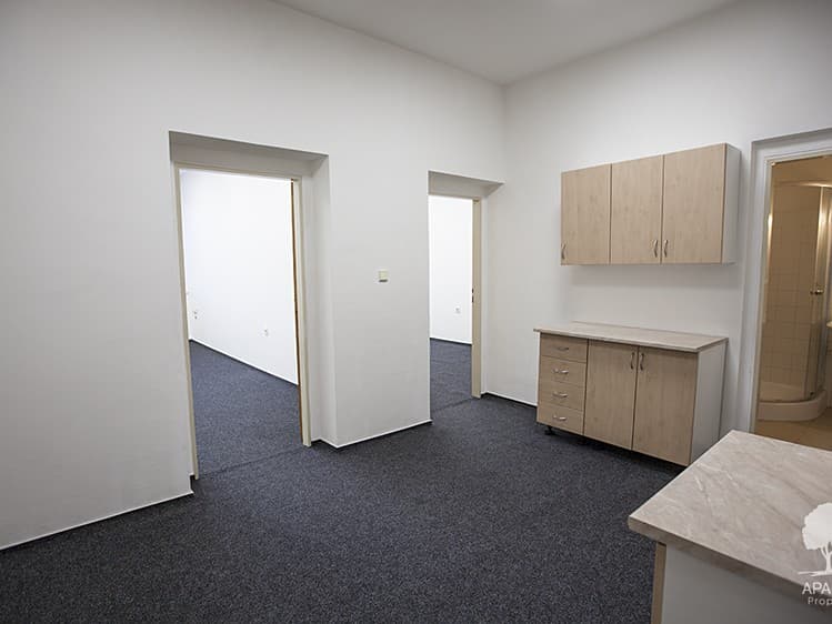 Pronájem kanceláře 63 m²