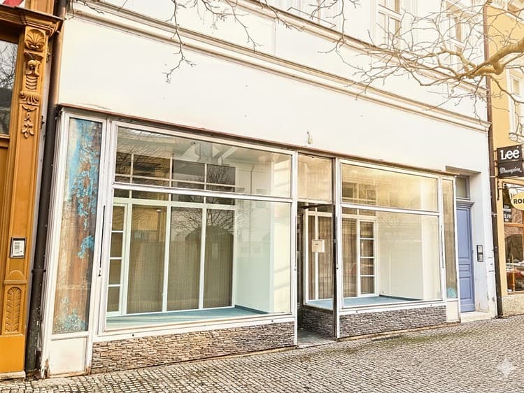 Pronájem obchodního prostoru 80 m²