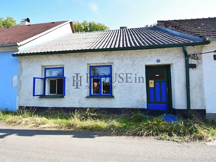 Prodej rodinného domu 49 m², pozemek 725 m²