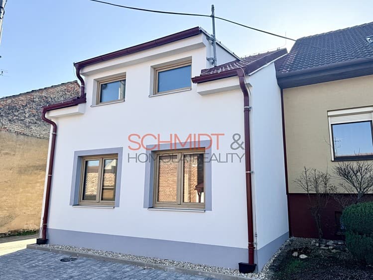 Pronájem rodinného domu 104 m², pozemek 126 m²