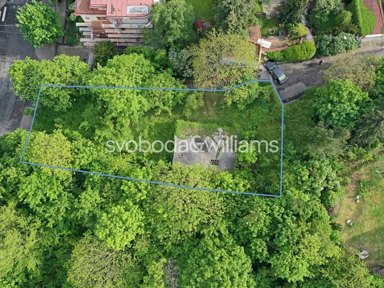 Prodej stavebního pozemku 648 m²