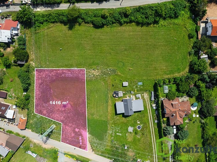 Prodej stavebního pozemku 1 416 m²
