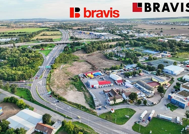 Pronájem komerčního pozemku 4 000 m²