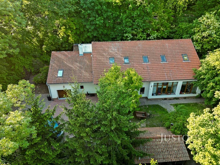 Prodej kanceláře 250 m²