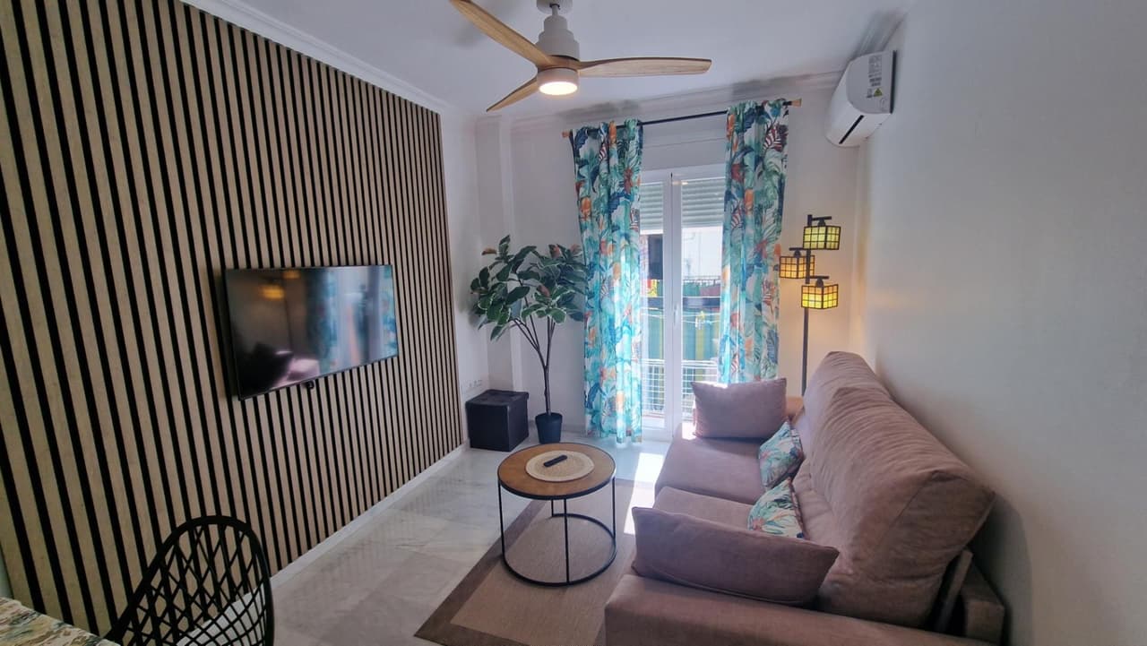 Apartamento coqueto y funcional. Tal como se aprecia en las fotos. ideal inversión y con licencia turística. En pleno ce