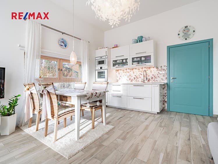 Prodej bytu 1+kk 53 m²