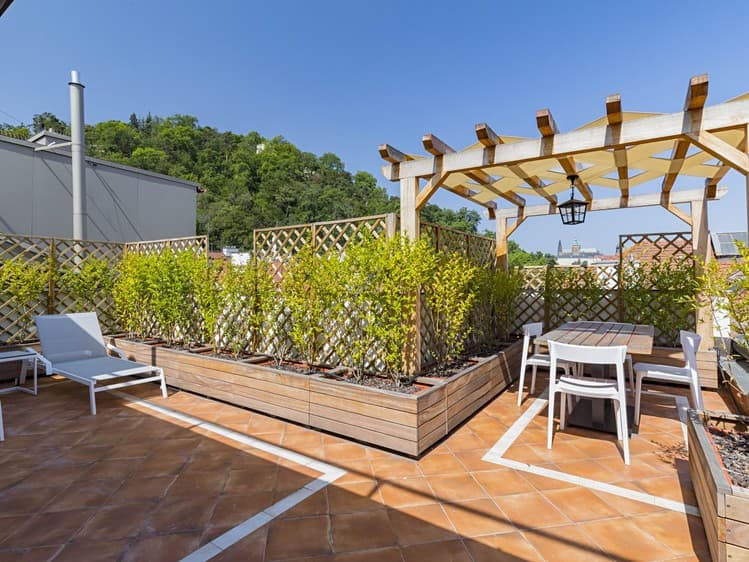 Pronájem bytu 5+1 286 m²