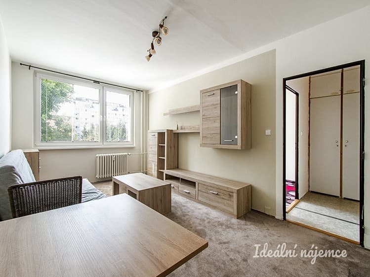 Pronájem bytu 2+kk 45 m²
