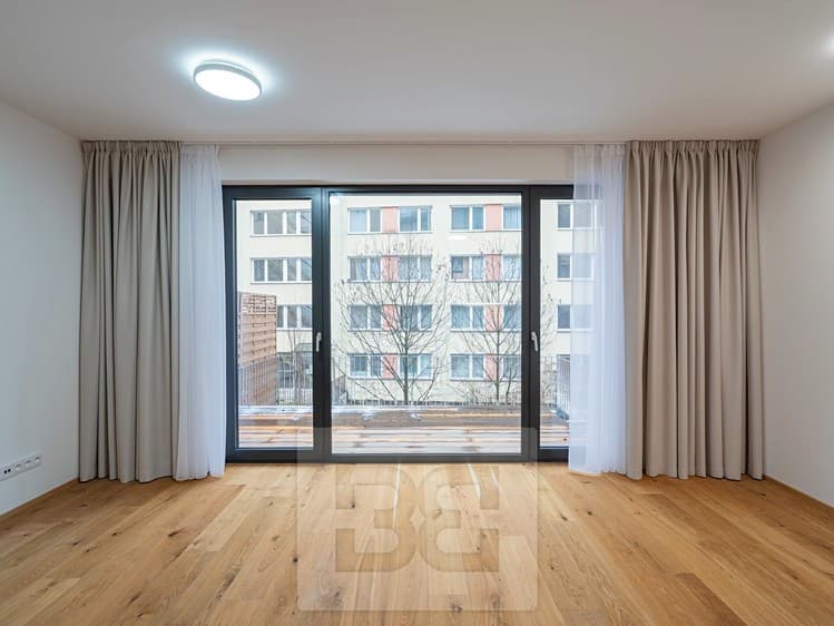 Pronájem bytu 1+kk 43 m²