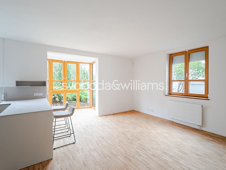 Pronájem bytu 4+1 192 m²