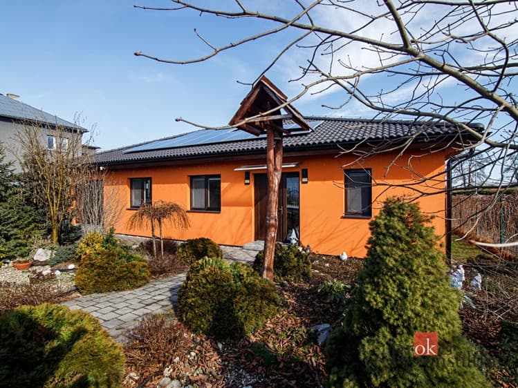 Prodej rodinného domu 140 m², pozemek 161 m²