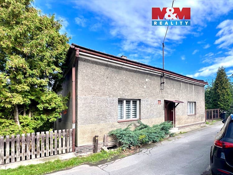 Prodej rodinného domu 146 m², pozemek 722 m²