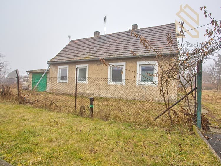 Prodej rodinného domu 80 m², pozemek 1 079 m²
