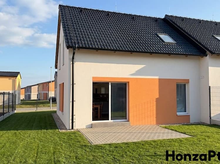 Prodej rodinného domu 96 m², pozemek 293 m²