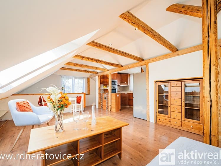 Prodej rodinného domu 228 m², pozemek 583 m²