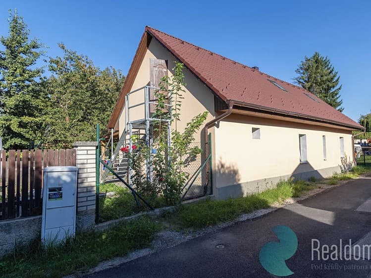 Prodej rodinného domu 143 m², pozemek 783 m²
