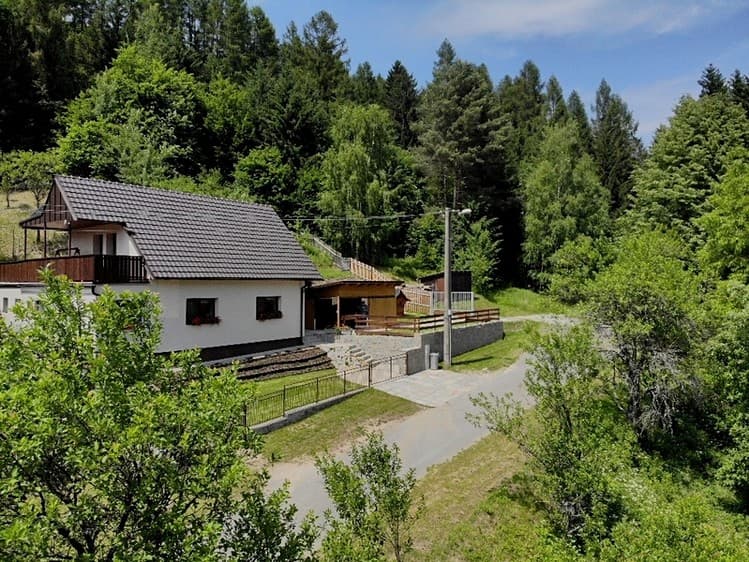 Pronájem rodinného domu 151 m², pozemek 733 m²