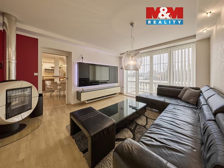 Pronájem rodinného domu 150 m², pozemek 2 053 m²