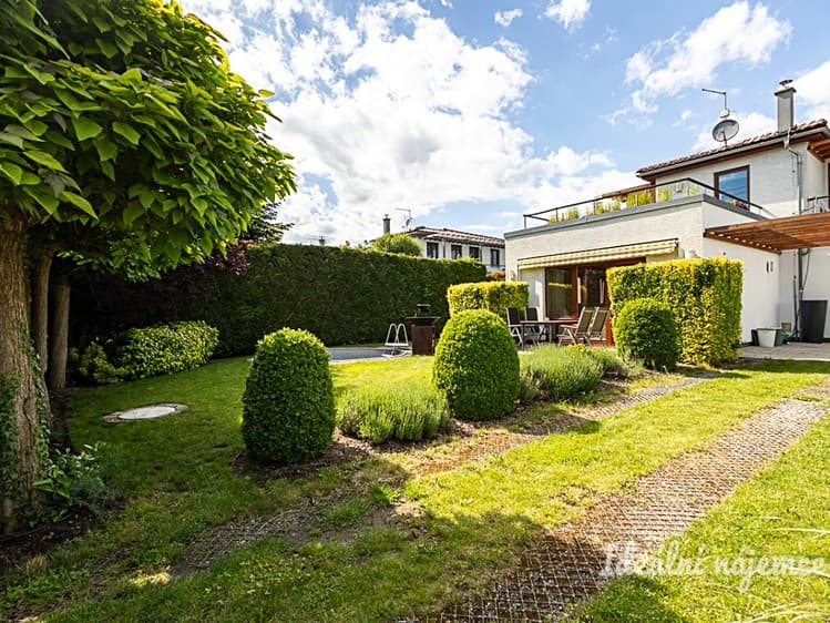 Pronájem rodinného domu 131 m², pozemek 480 m²