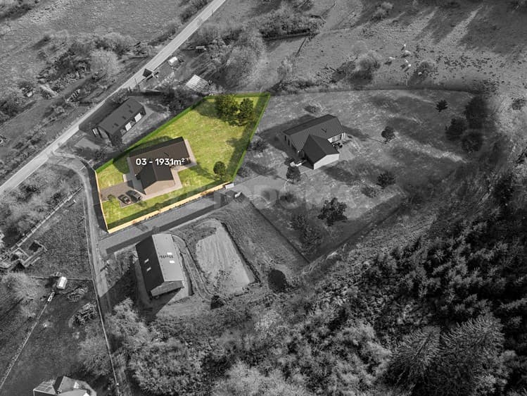Prodej stavebního pozemku 1 931 m²