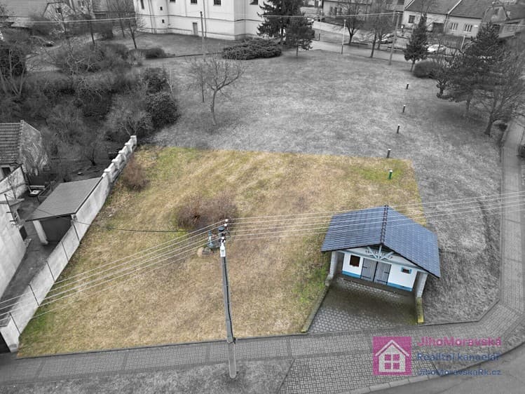 Prodej stavebního pozemku 444 m²
