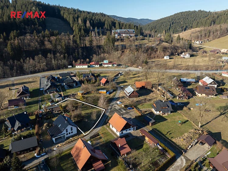 Prodej stavebního pozemku 1 000 m²