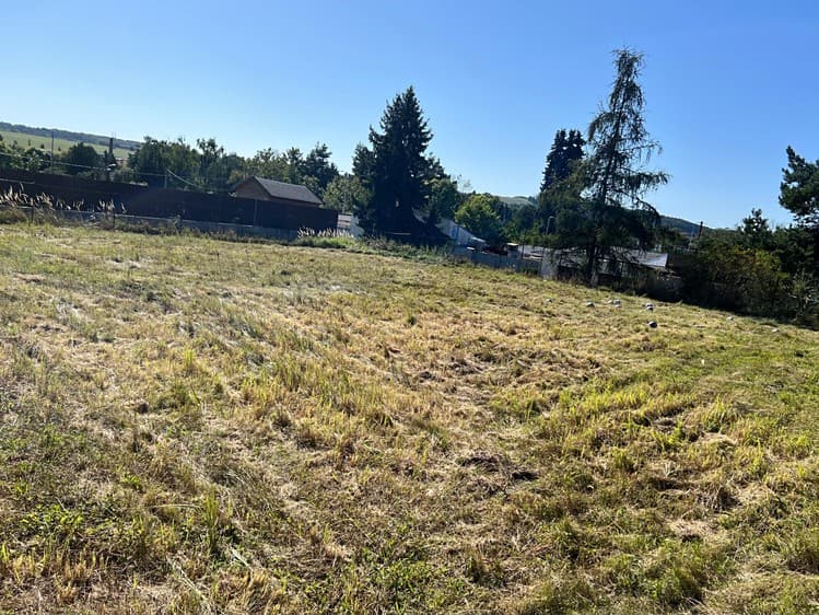 Pronájem zahrady 757 m²