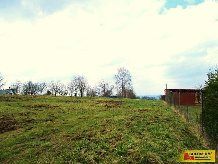 Pronájem zahrady 2 366 m²