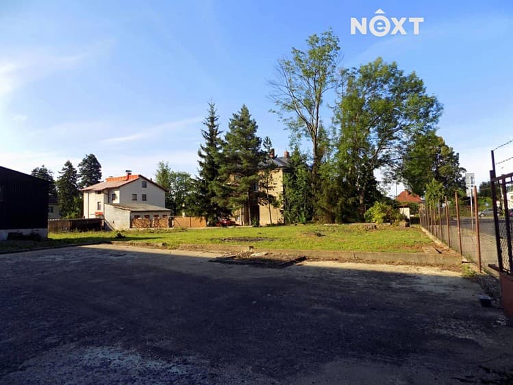 Pronájem komerčního pozemku 2 872 m²