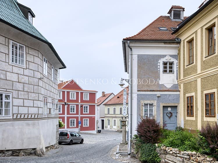 Prodej činžovního domu 469 m²