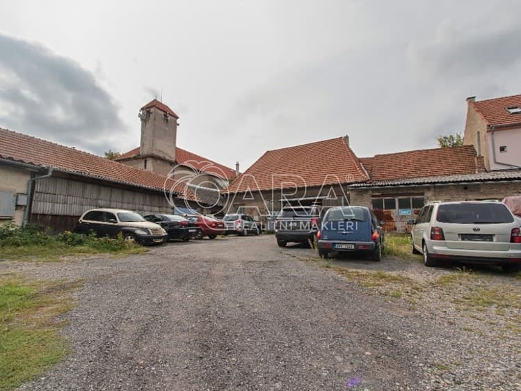 Prodej komerční nemovitosti 602 m²
