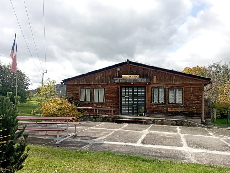 Prodej výrobní haly, prostoru 182 m²
