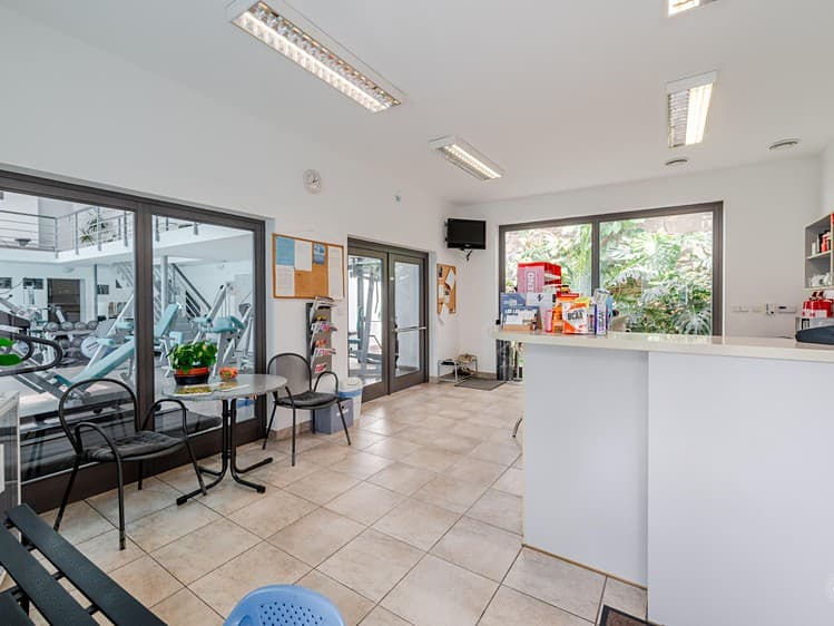 Prodej komerční nemovitosti 318 m²