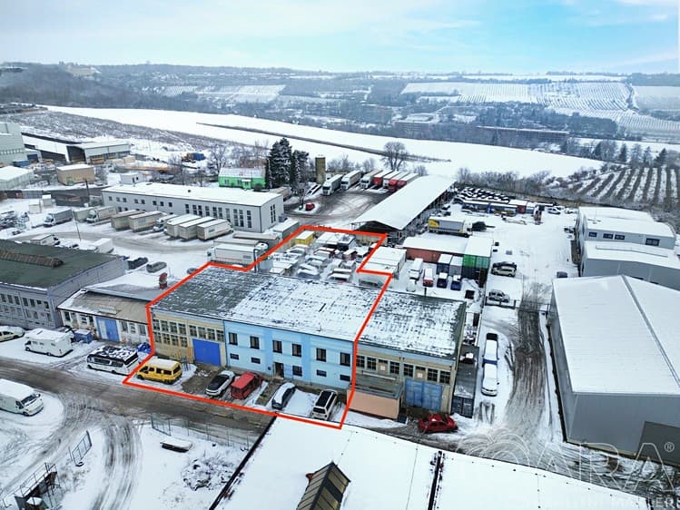 Prodej výrobní haly, prostoru 665 m²