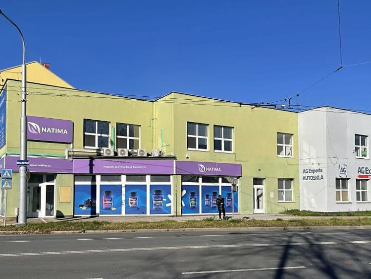 Pronájem obchodního prostoru 662 m²