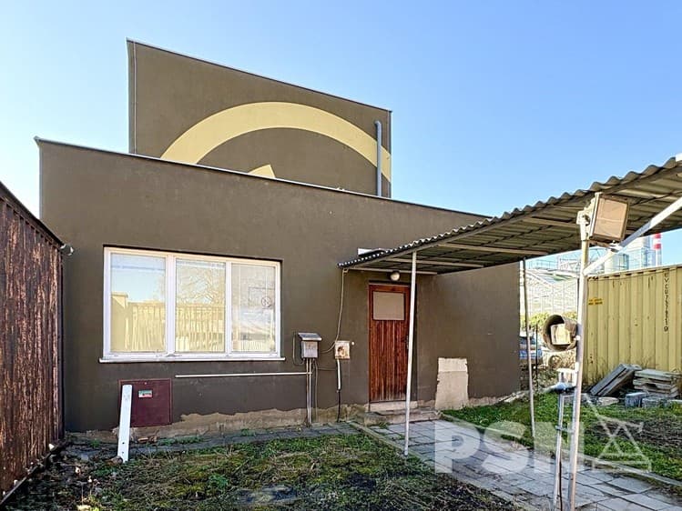 Pronájem skladového prostoru 20 m²
